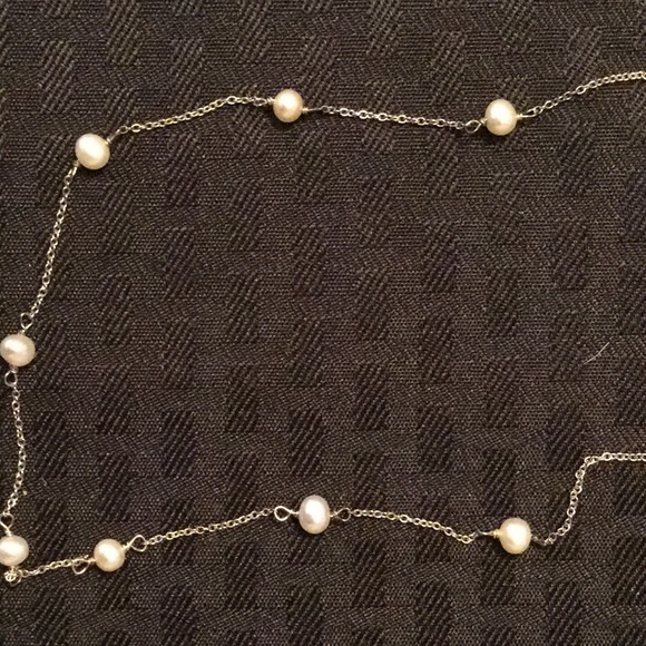 Pearl and Silver Necklace and Bracelet - Picture 4 of 4